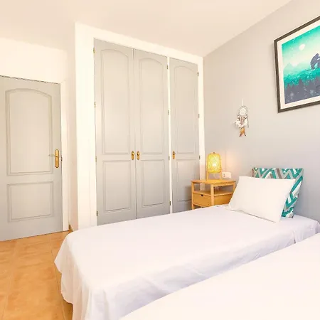 Solana - Private Pool & Rooftop Near The Villa