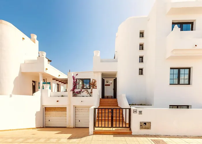 Solana - Private Pool & Rooftop Near The * Corralejo