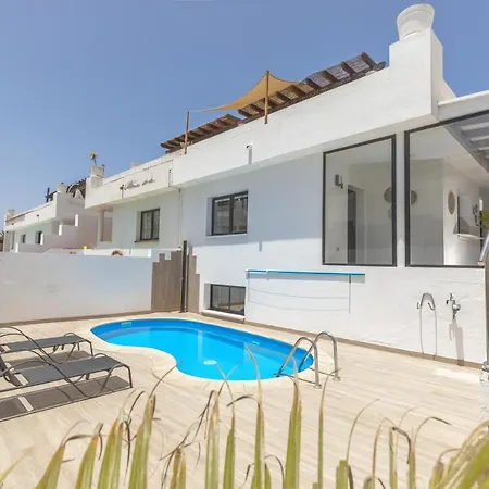 Solana - Private Pool & Rooftop Near The Villa Corralejo
