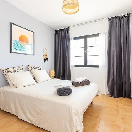 Solana - Private Pool & Rooftop Near The