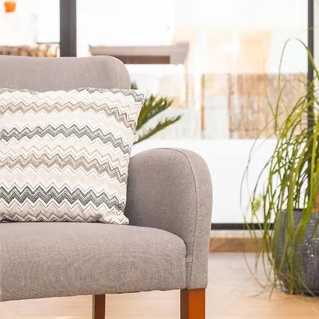 Solana - Private Pool & Rooftop Near The Villa *