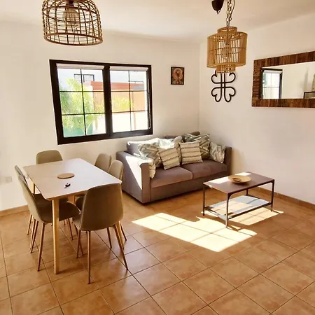 Solana - Private Pool & Rooftop Near The فيلة كوراليهو